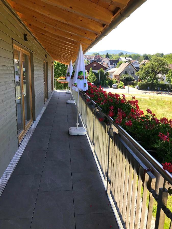 Die Wein Bleibe Baden-Baden Buitenkant foto